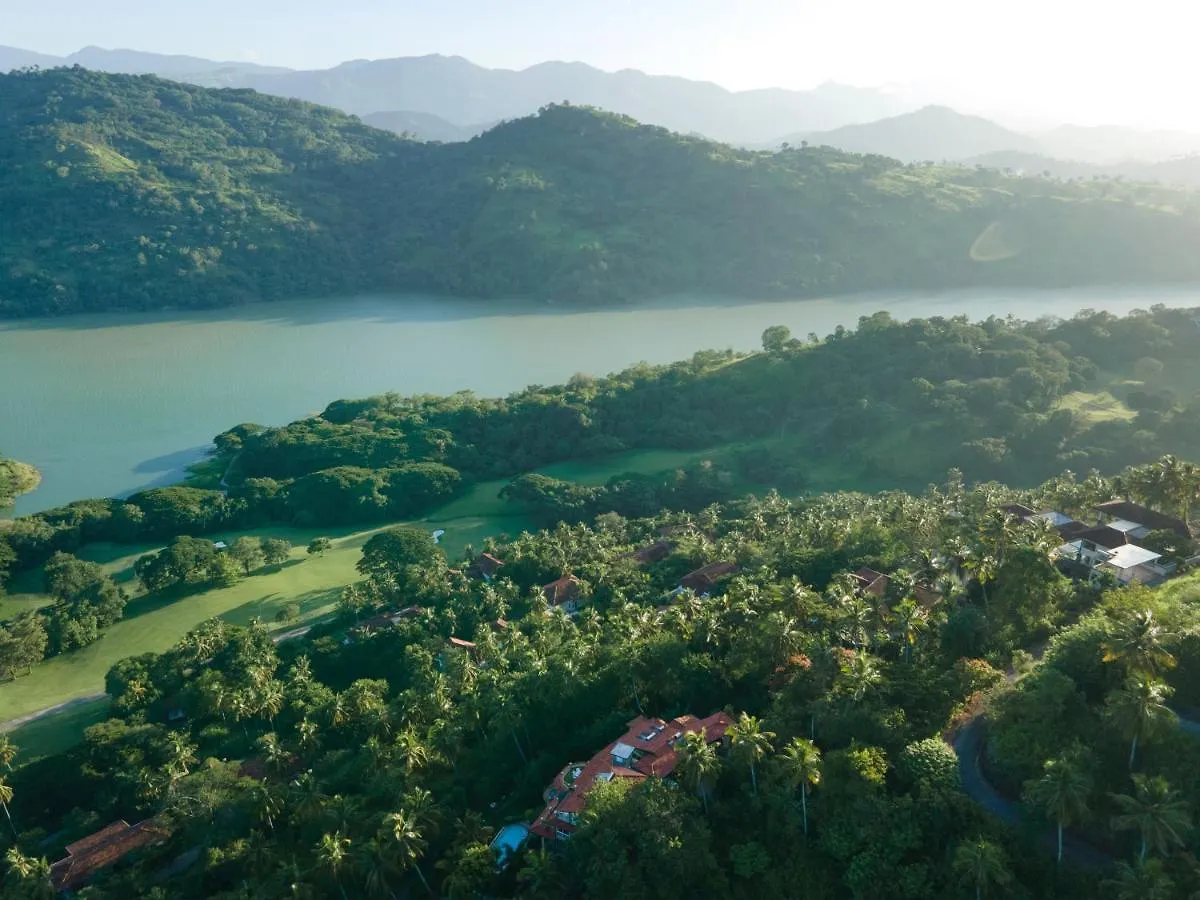 The Albatross, Kandy Digana Villa