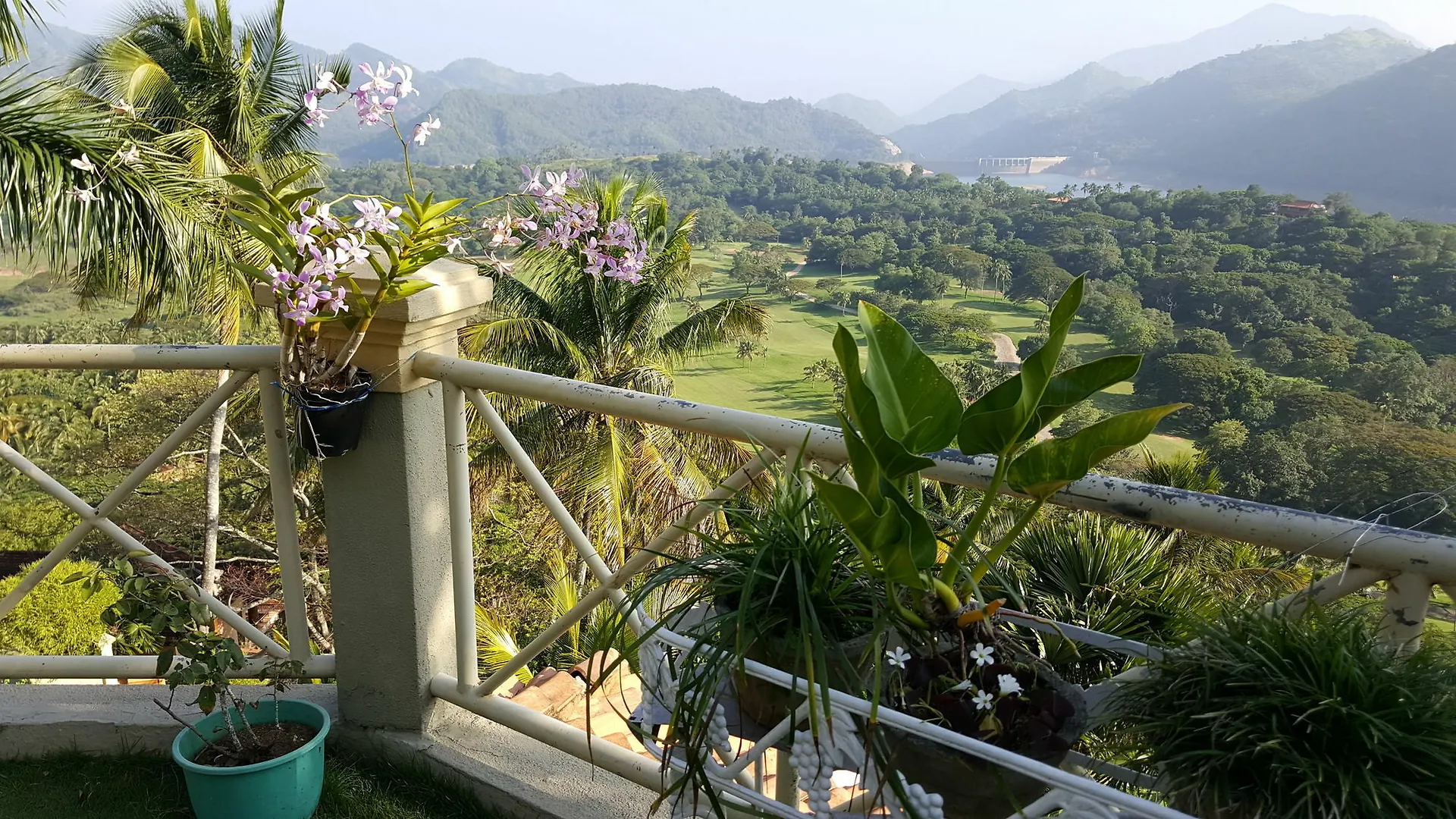 The Albatross, Kandy Digana Villa